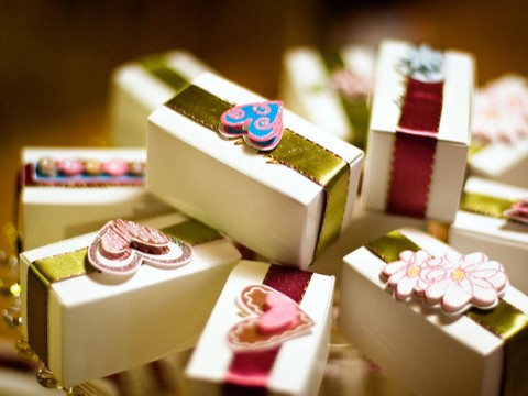 Ideas For Personalized Wedding Favors And Return Gifts That Guests